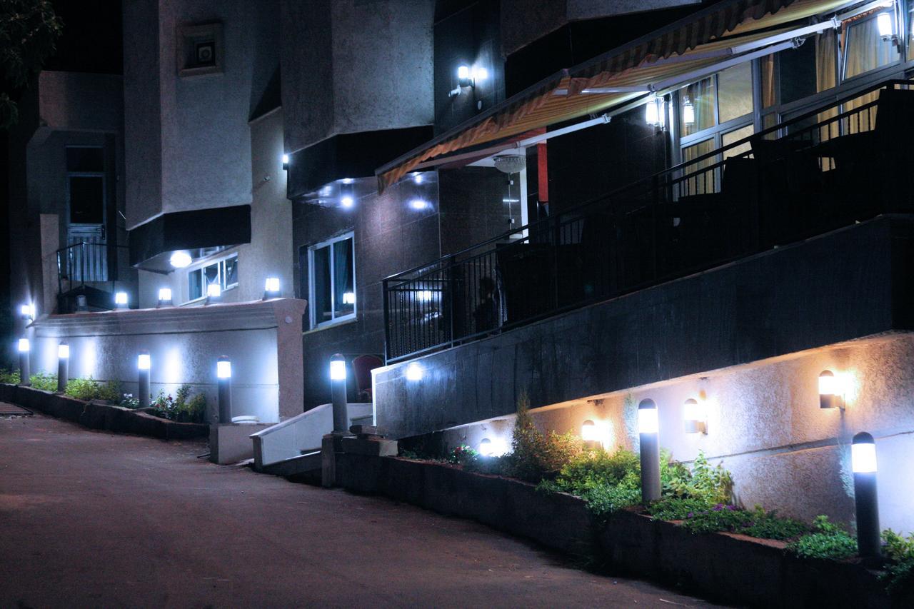 Manrashiwa Hotel Addis Ababa Ngoại thất bức ảnh